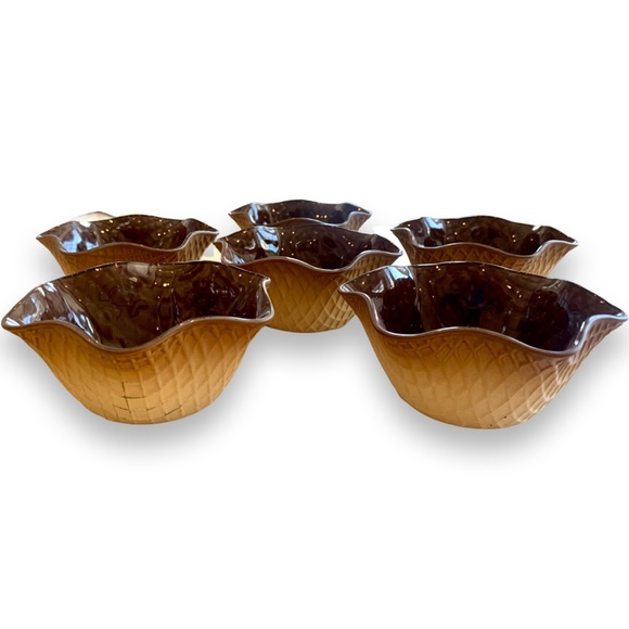 Vintage set of 6 Bomioli Rocco molded glass waffle cone ice cream bowls - Picture 6 of 7